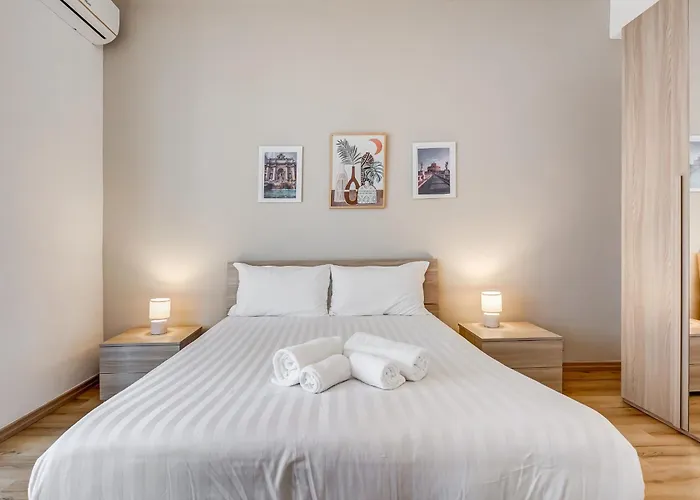 Joy House - Vaticano Roma