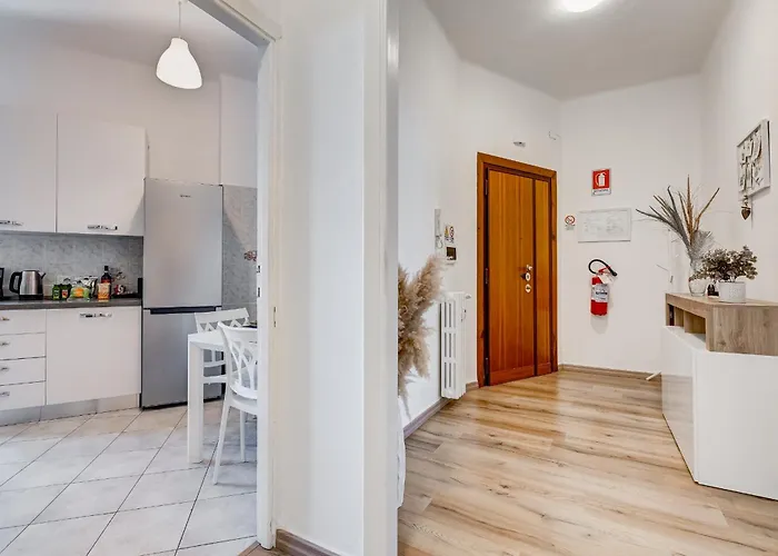 Joy House - Vaticano
